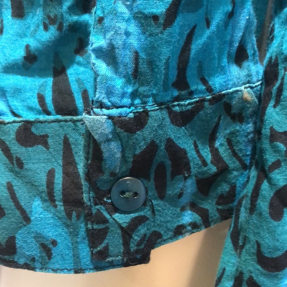 🥳PAPA Vancouver womens size Medium long sleeved or rolled cuff sleeve shirt - Picture 3 of 9